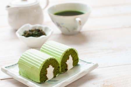 Japanese Matcha Green tea cake, tea and cakeの写真素材