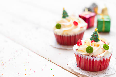 Christmas cupcakesの写真素材