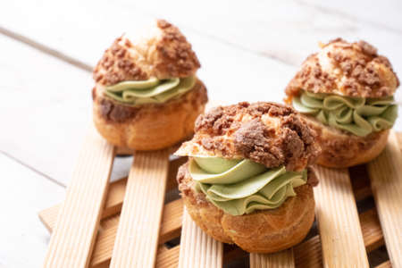Craquelin Choux Buns with chocolate