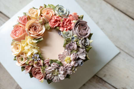 Buttercream Floral Cakeの写真素材