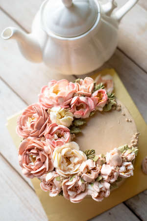 Buttercream Floral Cake, korean flower cakeの写真素材