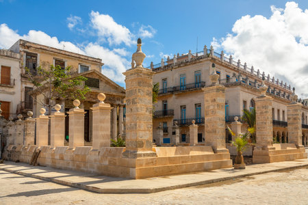 Old spanish mansion building at plaza de Armaz, center of Old Havana, Cubaの写真素材