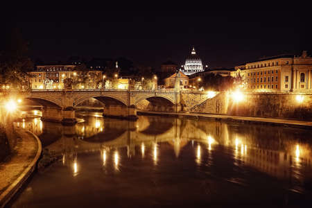 Vatykan in Rome at nightの写真素材