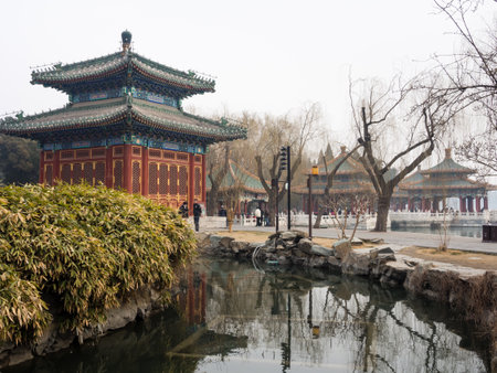 Beijing, China - March 8, 2015: People enjoying the weekend in Beihai parkのeditorial素材