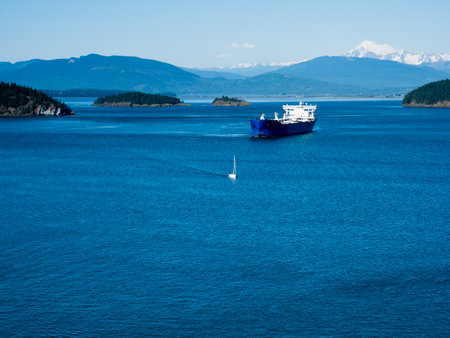 Anacortes, WA, USA - May 28, 2017: Oil tankerのeditorial素材