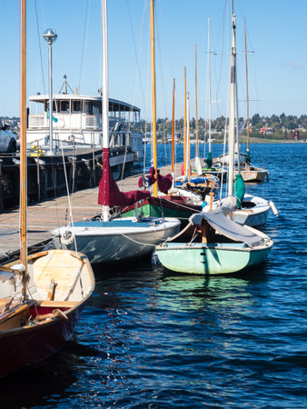 Seattle, USA - October 4, 2018: Sailing boats lined up at the pier on the shores of Lake Union in South Lake Union neighborhoodのeditorial素材