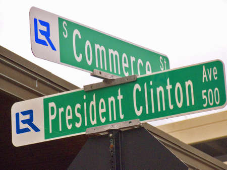 President Clinton avenue in Little Rock Arkansas leading to Clinton Presidential Libraryのeditorial素材