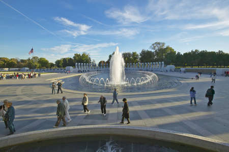 Fountains at the U.S. World War II Memorial commemorating World War II in Washington D.C. のeditorial素材