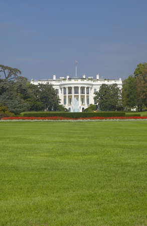 The White House South Lawn with Truman Balcony, Washington D.C.のeditorial素材