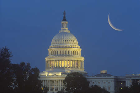 Crescent moon over U.S. Capitol Building domeのeditorial素材