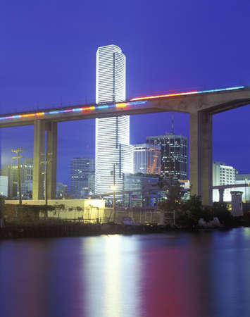 View of Centrust Building and Metroline Rail, Miami Floridaのeditorial素材