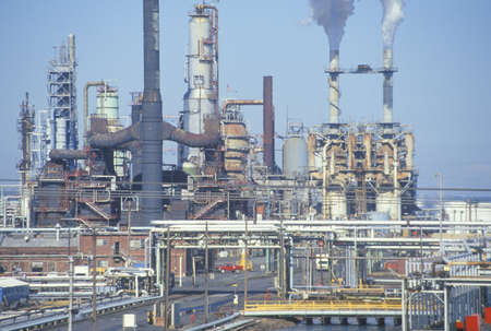 The Linden Cogeneration Plant in Linden, NJ during operation hoursのeditorial素材