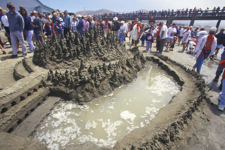Sand Castle Sculpting Contest, Cayucos, Californiaのeditorial素材