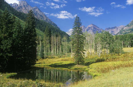 Maroon Lake, Coloradoのeditorial素材