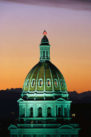 This is the State Capitol Dome taken in morning light. の写真素材