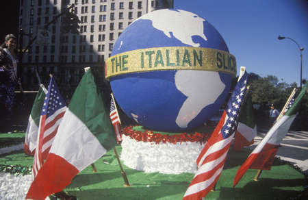 Float with Globe, Columbus Day Parade, New York City, New Yorkのeditorial素材
