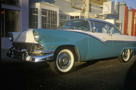 A 1955 Ford in Hollywood, Californiaのeditorial素材