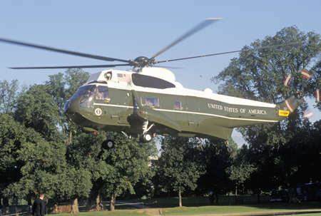 The Presidential helicopter taking off in Washington, D.C.のeditorial素材