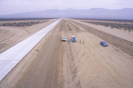 New highway construction in the Mojave near Lancaster, Californiaのeditorial素材