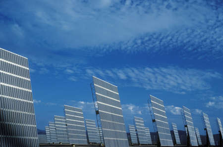 ARCO photovoltaic solar panels in Hesperia, CAのeditorial素材
