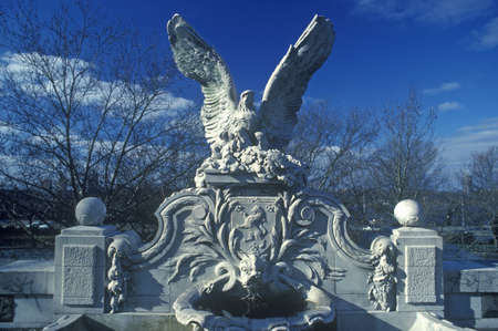 Statue of American Bald Eagle, New York, NYのeditorial素材