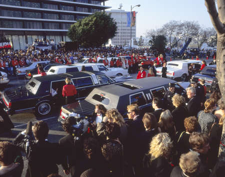 Guests arriving at 62nd Academy Awards, Los Angeles, Californiaのeditorial素材