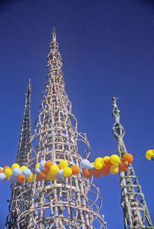 Watts Towers 20th Anniversary of the 1965 riots, Los Angeles, Californiaのeditorial素材