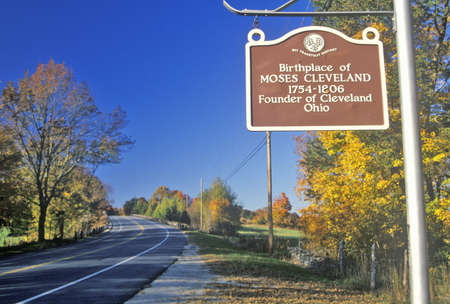 Birthplace of Moses Cleveland along scenic Route 109 north of Canterbury, Connecticutのeditorial素材