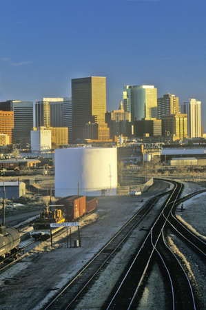 ÒMile High CityÓ at sunset, Denver, Coloradoのeditorial素材