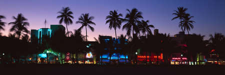 ÒSOBEÓ south beach at night, Miami Beach, Floridaのeditorial素材