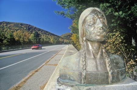 Indian Statue, Mohawk Trail, West Massachusettsのeditorial素材