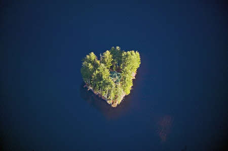 Aerial view of heart shaped island in Maineのeditorial素材
