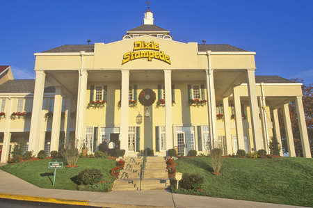 Dixie Stampede, Ozark Mountain Entertainment Center, Branson, MOのeditorial素材