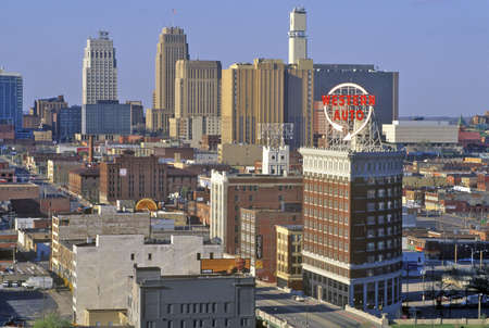 Kansas City skyline from Crown Center, MOのeditorial素材