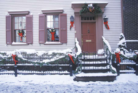 Christmas decor on historic home after winter snowstorm in Manhattan, New York City, NYのeditorial素材