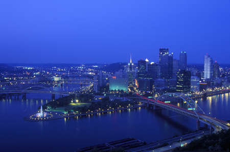 Intersection of Allegheny River, Monongahela River and Ohio River at dusk from Mount Washington, Pittsburgh, PAのeditorial素材