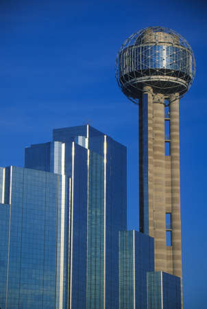 Skyline of Dallas, TX with Reunion Tower and Hyatt Hotelのeditorial素材