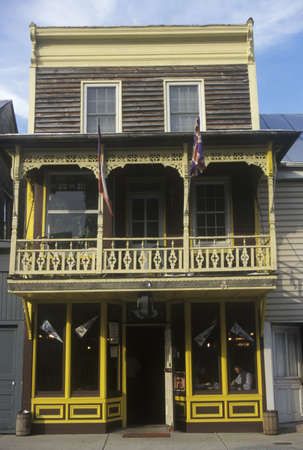 Storefront in Strasburg, VA on US Route 55のeditorial素材