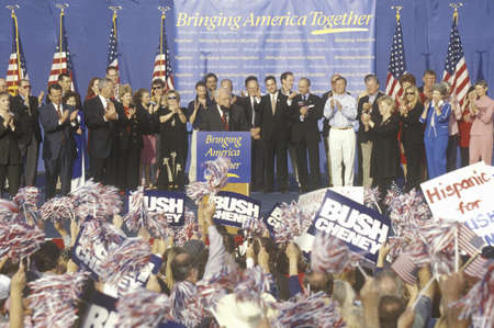 Bush/Cheney campaign rally in Costa Mesa, CAのeditorial素材