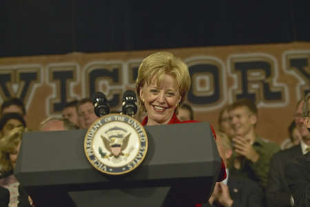 Campaign rally in Ohio attended by Vice Presidential candidate Dick Cheney, 2004のeditorial素材