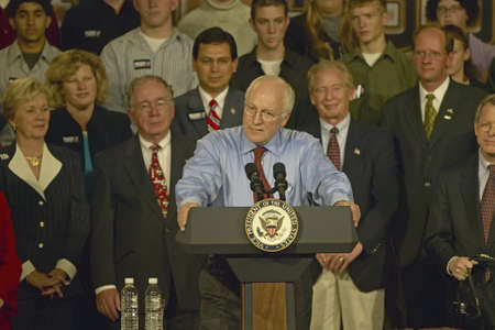 Campaign rally in Ohio attended by Vice Presidential candidate Dick Cheney, 2004のeditorial素材
