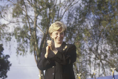 Lynn Cheney at a Bush/Cheney campaign rally in Costa Mesa, CA, 2000のeditorial素材