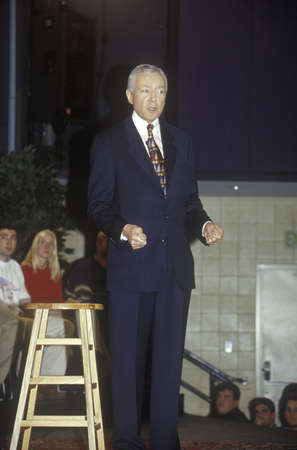 Senator Orrin Hatch addressing the New Hampshire Presidential Candidates Youth Forum, January 2000のeditorial素材