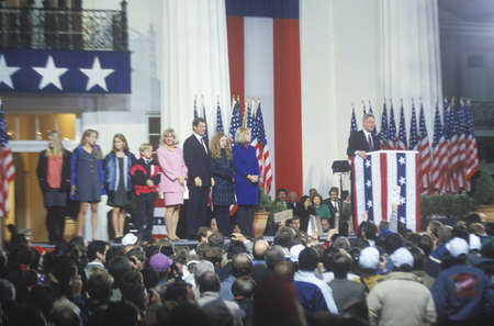 Governor Bill Clinton gives victory speech at the Governors Mansion, 1992 in Little Rock, Arkansasのeditorial素材