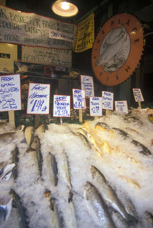 Salmon stand at Pike Place Public Farmers Market, Seattle, WAのeditorial素材