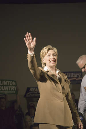 U.S. Senator, Former First Lady and Presidential Candidate, Hillary Clinton, waving to crowd at rally following Iowa Democratic Presidential Debate, Drake University, Des Moines, Iowa, August 19, 2007のeditorial素材