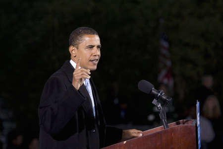 US Senator Barack Obama at Change We Need Presidential rally October 30, 2008, at Verizon Wireless Virginia Beach Amphitheater in Virginia Beach, VAのeditorial素材