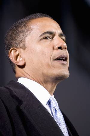 US Senator Barack Obama speaking at Change We Need Presidential rally, October 30, 2008 at Verizon Wireless Virginia Beach Amphitheater in Virginia Beach, VAのeditorial素材