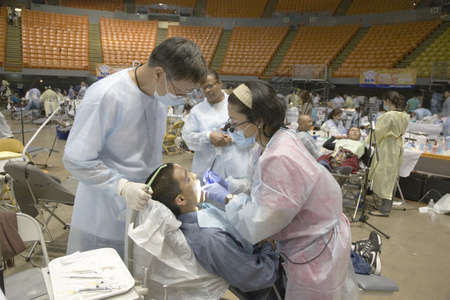 Free health and dental clinic by Remote Area Medical during the week of August 19, 2009, Los Angeles, Californiaのeditorial素材