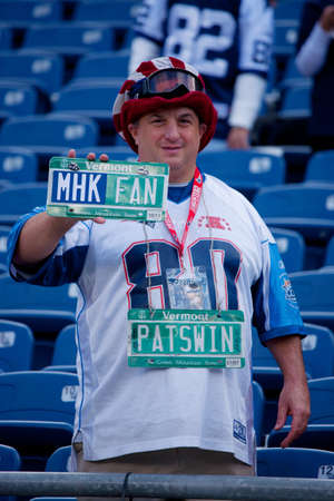 BOSTON - OCTOBER 16: New England Patriots NFL Football fan showing license plate at Gillette Stadium on October 16, 2011 in Foxborough, Boston, MA のeditorial素材